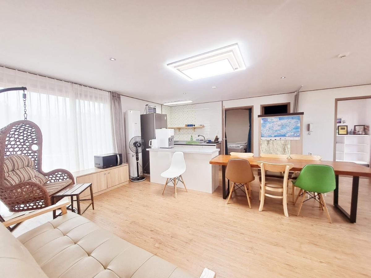 Jeju Gillime Pension Exteriér fotografie
