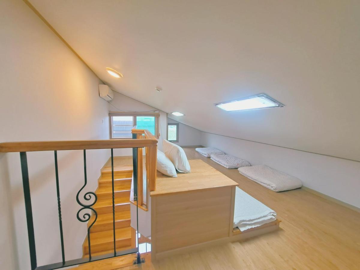 Jeju Gillime Pension Exteriér fotografie