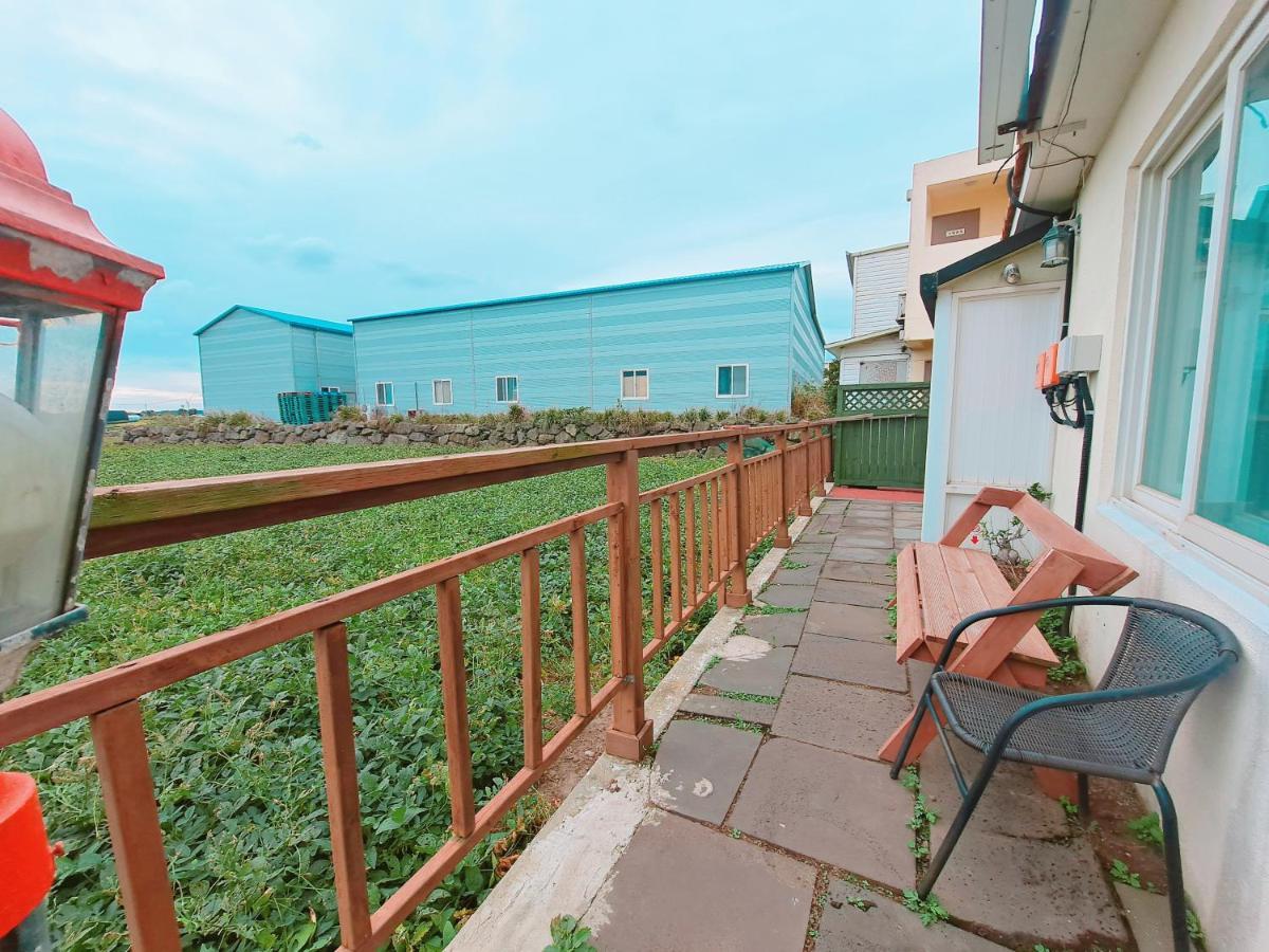 Jeju Gillime Pension Exteriér fotografie