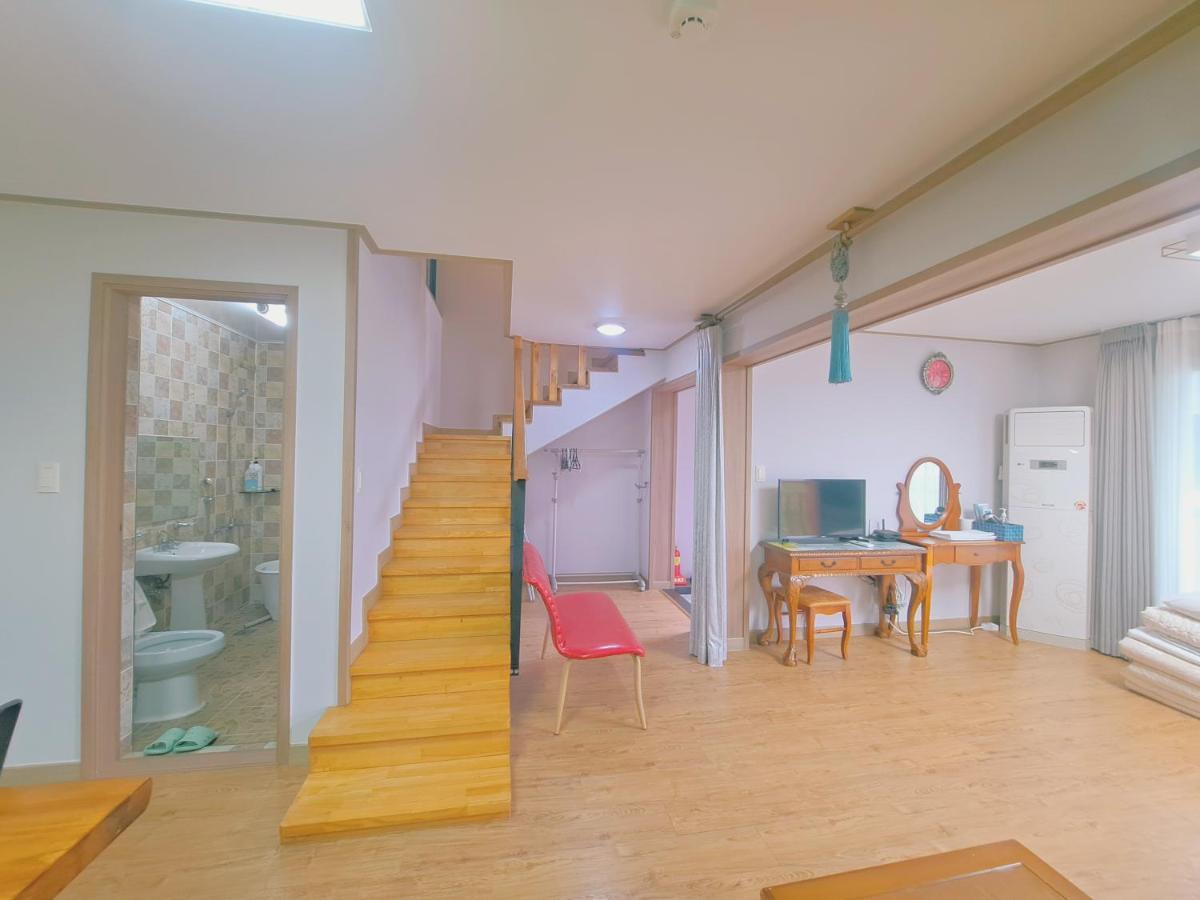 Jeju Gillime Pension Exteriér fotografie